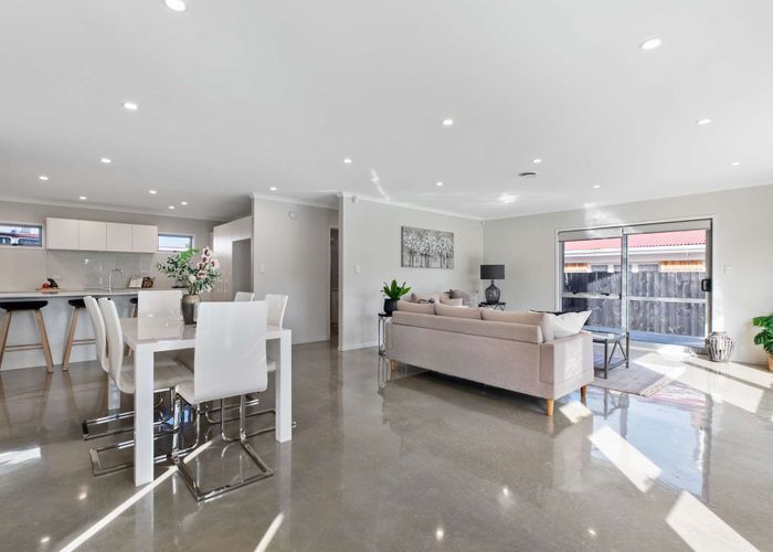  at 30 Orchard Rise, Rosehill, Papakura