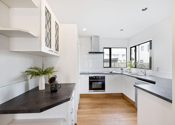  at 2/428 Manchester Street, St. Albans, Christchurch City, Canterbury