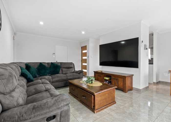  at 1 Bohola Rise, Weymouth, Manukau City, Auckland