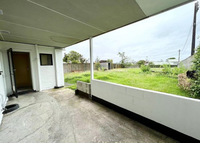  at 156 Titirangi Road, New Lynn, Auckland