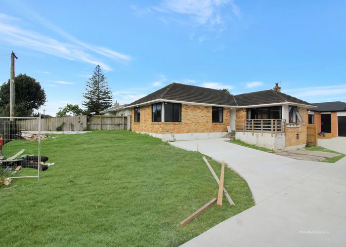 at 17 McAnnalley Street, Manurewa East, Auckland
