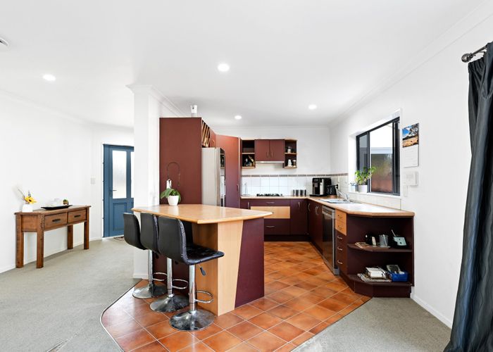  at 50 Waiwherowhero Drive, St Andrews, Hamilton