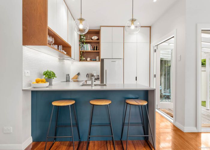  at 31 Yeovil Road, Te Atatu Peninsula, Auckland