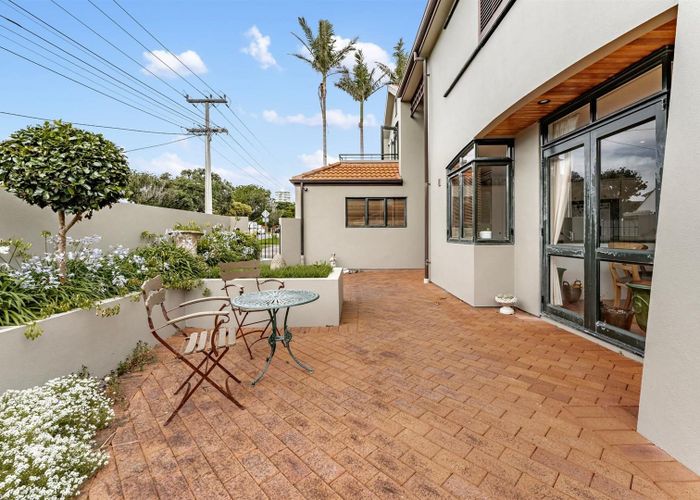  at 12A Saltburn Road, Milford, North Shore City, Auckland