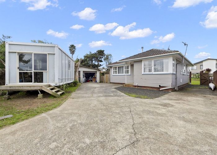  at 16 Lavinia Crescent, Mangere East, Manukau City, Auckland