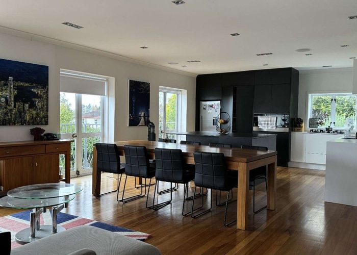  at 152 Lake Crescent, Hamilton Lake, Hamilton, Waikato