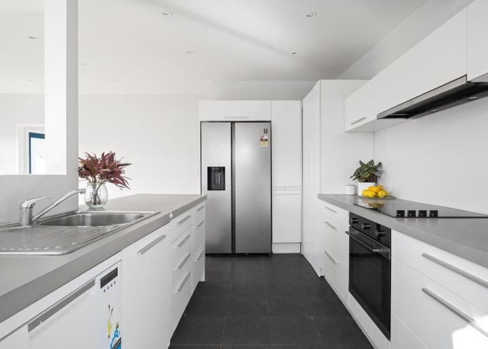  at 16 Short Street, Papakura, Papakura