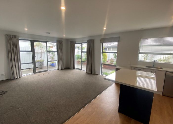  at 30 Packard Cres, Halswell, Christchurch City, Canterbury