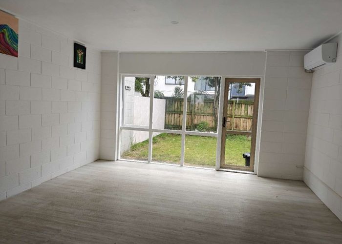  at 5/8A Gray Avenue, Mangere East, Manukau City, Auckland