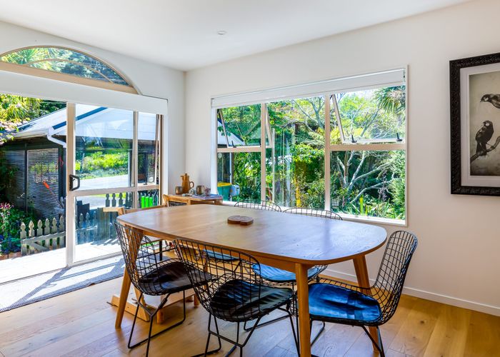  at 46 Huia Road, Titirangi, Auckland