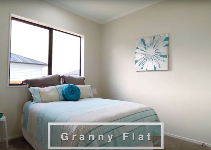  at 12 Tannaghmore Drive, Flat Bush, Manukau City, Auckland