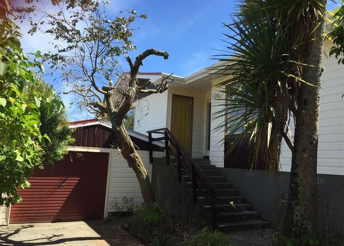  at 98 Stewart Dr, Newlands, Wellington, Wellington