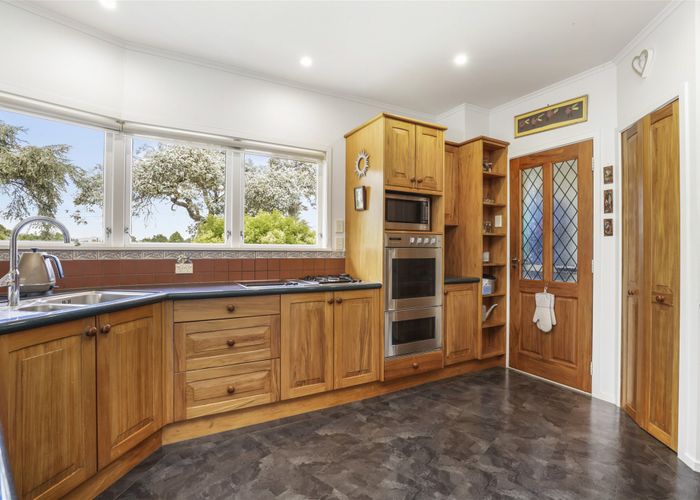  at 615 Airport Road, Tamahere, Hamilton
