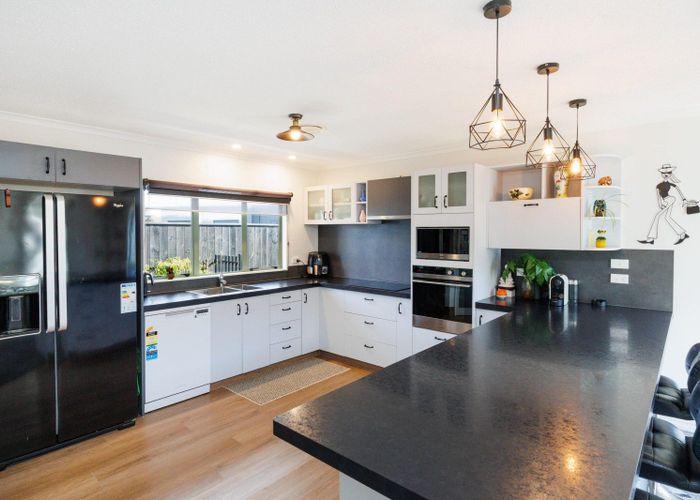  at 82 James Line, Kelvin Grove, Palmerston North, Manawatu / Whanganui