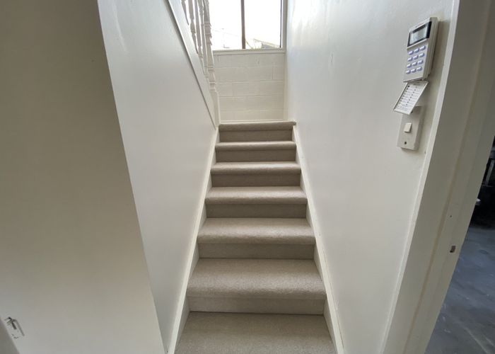  at 11 Birman Close, Half Moon Bay, Auckland