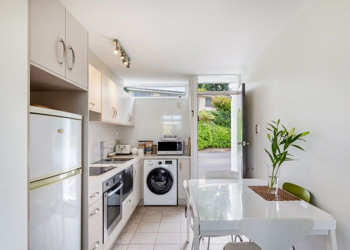  at 1/300 Lake Terrace, Two Mile Bay, Taupo