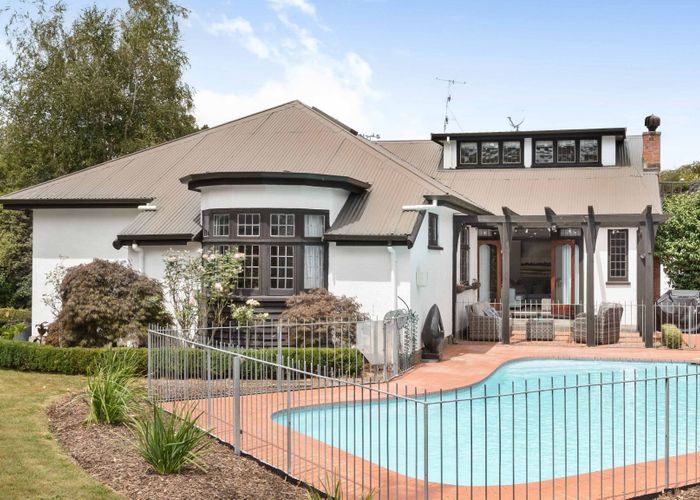 at 9 Terrace End, Lansdowne, Masterton