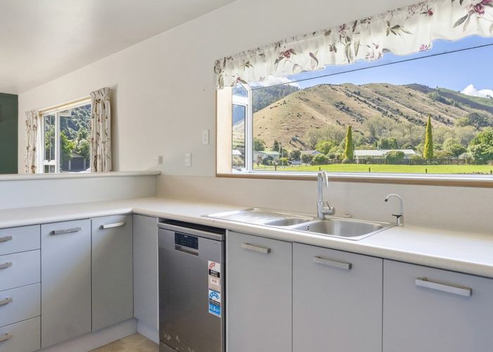  at 13 Totara Street, Tapawera