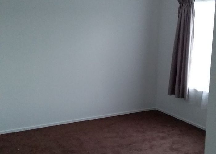 at 2/48 Greenpark Road, Penrose, Auckland City, Auckland