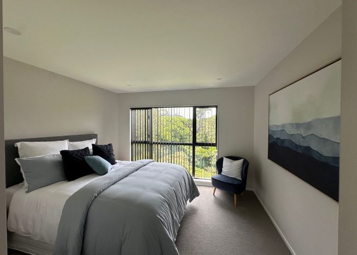  at 4/10B Huka Road, Birkenhead, North Shore City, Auckland