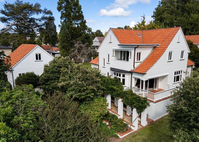  at 301 River Road, Claudelands, Hamilton, Waikato