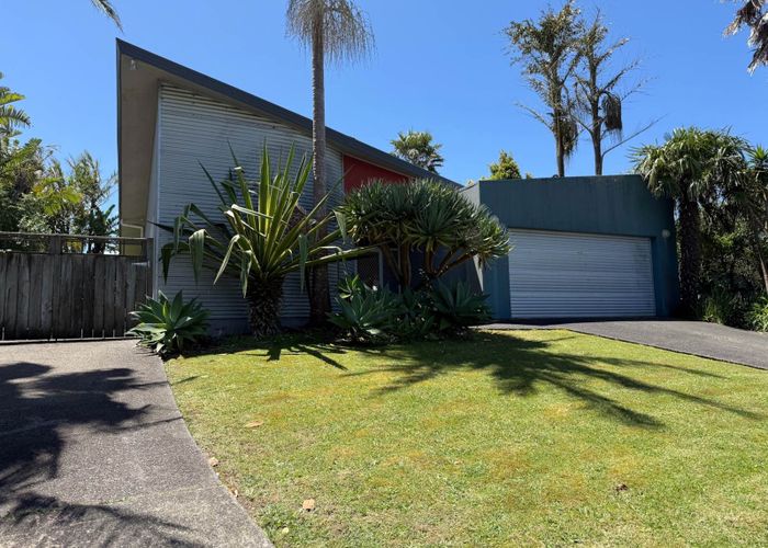  at 6 Schnapper Rock Road, Schnapper Rock, North Shore City, Auckland