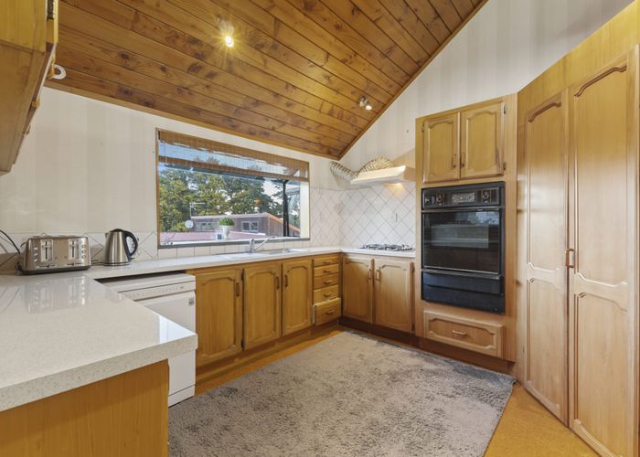  at 7A Calluna Crescent, Totara Heights, Manukau City, Auckland