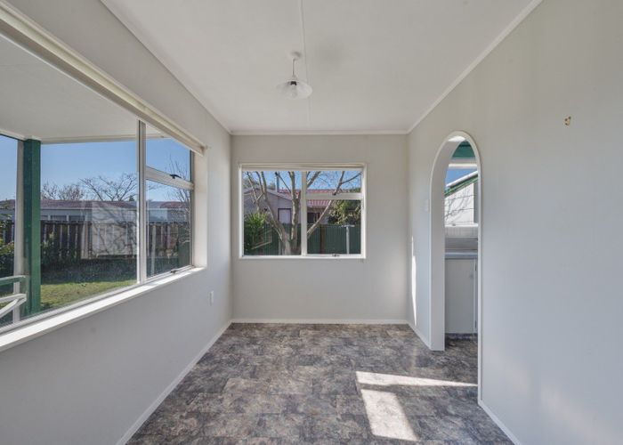 at 5 Duckworth Crescent, Greenmeadows, Napier