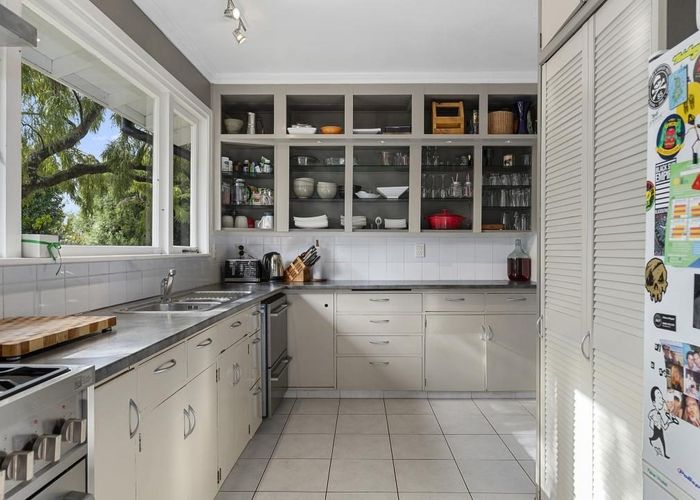  at 126 Newcastle Road, Deanwell, Hamilton, Waikato
