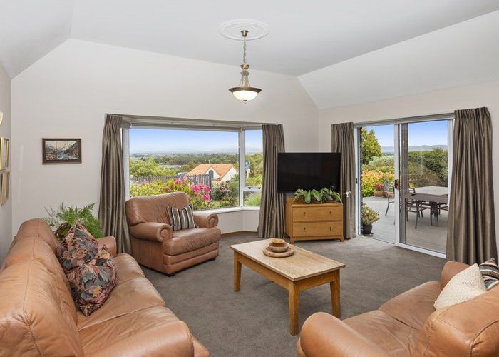  at 3 Lucknow Place, Cashmere, Christchurch