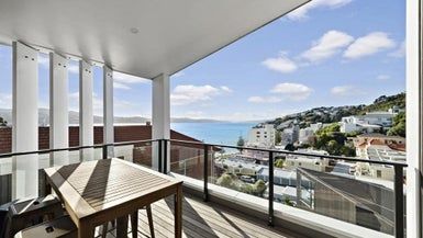  at 2/18 Oriental Terrace, Oriental Bay, Wellington