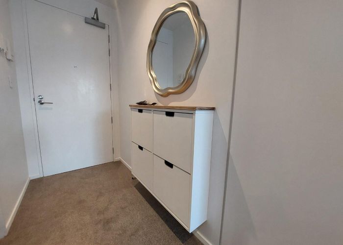  at 104/1 Buscomb Ave, Henderson, Waitakere City, Auckland