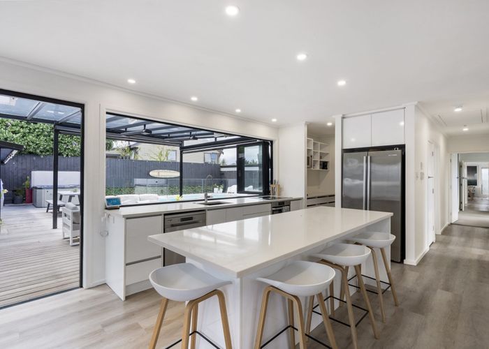  at 19 Weybridge Crescent, Glen Innes, Auckland City, Auckland