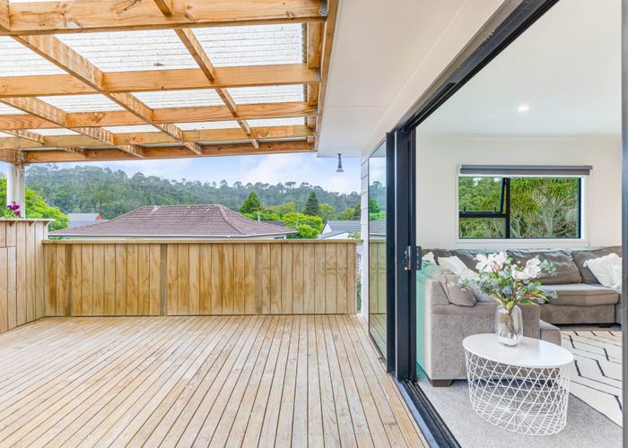  at 9 Redlands Grove, Swanson, Auckland