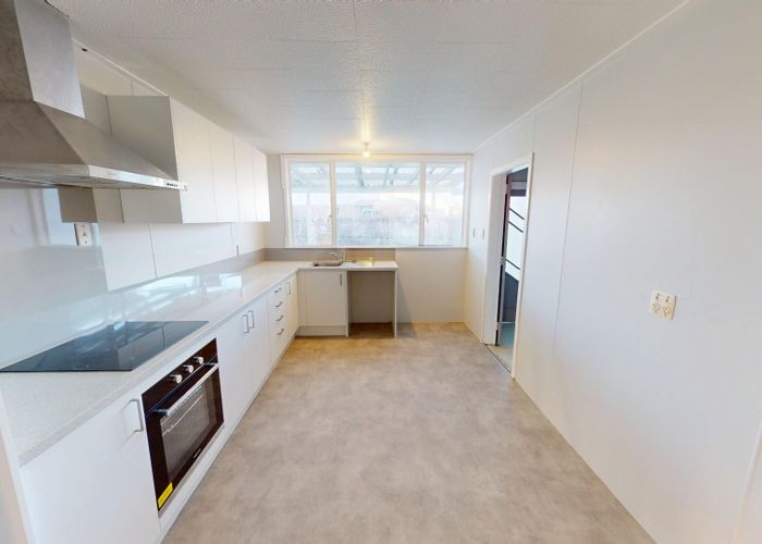  at 140E Anzac Parade, Whanganui East, Whanganui, Manawatu / Whanganui