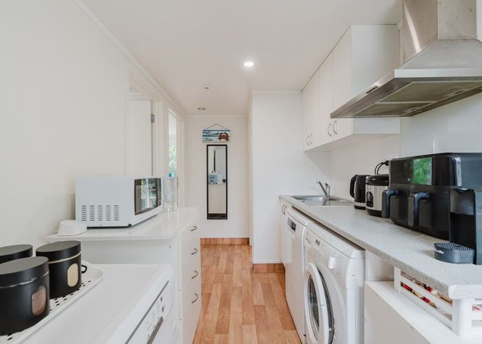  at 30 Barrie Crescent, Silverdale, Hamilton, Waikato