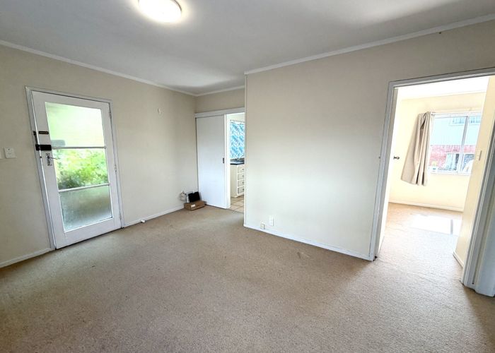  at 2/50 Gowing Drive, Meadowbank, Auckland City, Auckland