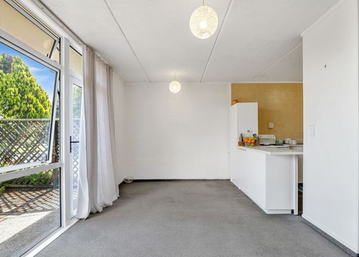  at 2/18 Carnot Street, Glenholme, Rotorua, Bay Of Plenty