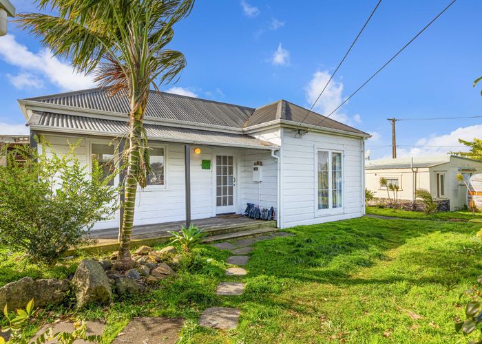  at Otara, Manukau City, Auckland