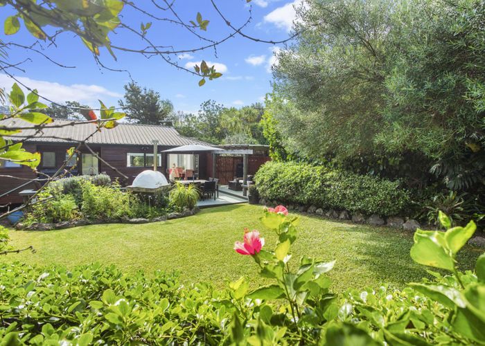 at 3 Crescent Road East, Ostend, Waiheke Island
