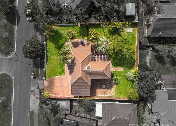  at 3 Charles Prevost Drive, The Gardens, Manukau City, Auckland