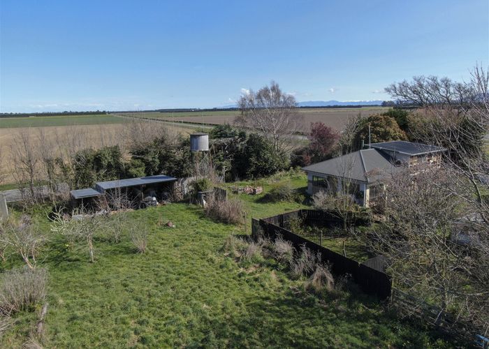  at 6 Oak Avenue, Rakaia
