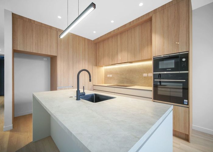  at 84D Grand Drive, Remuera, Auckland City, Auckland