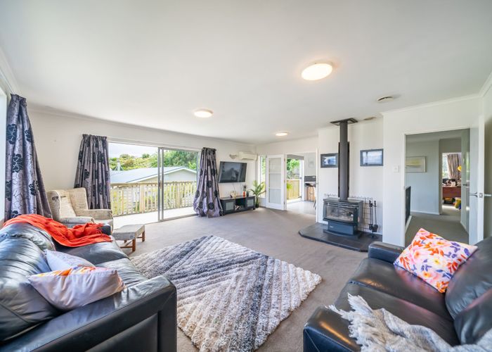 at Acacia Avenue, Maungaraki, Lower Hutt, Wellington