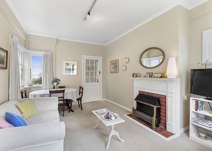  at 4/7 Stowe Hill, Thorndon, Wellington