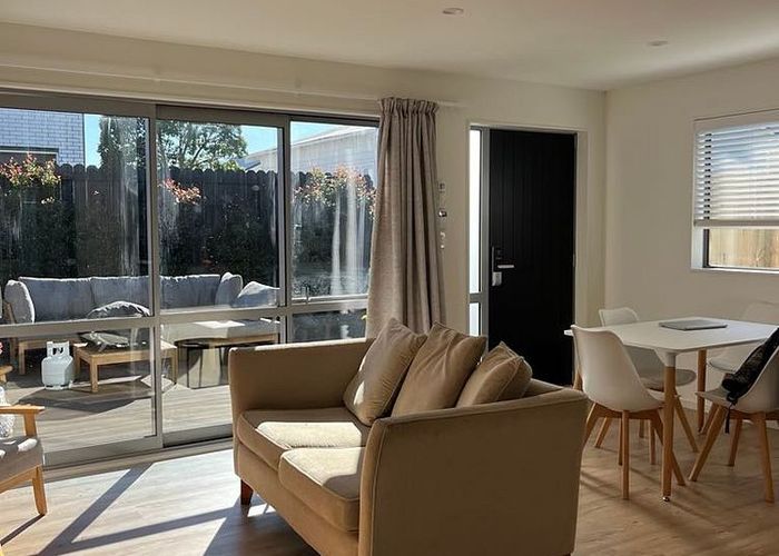  at 111B Kiwi Road, Point Chevalier, Auckland City, Auckland