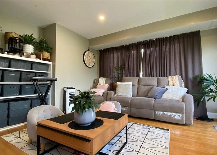  at 34 Capilano Place, Glenfield, Auckland