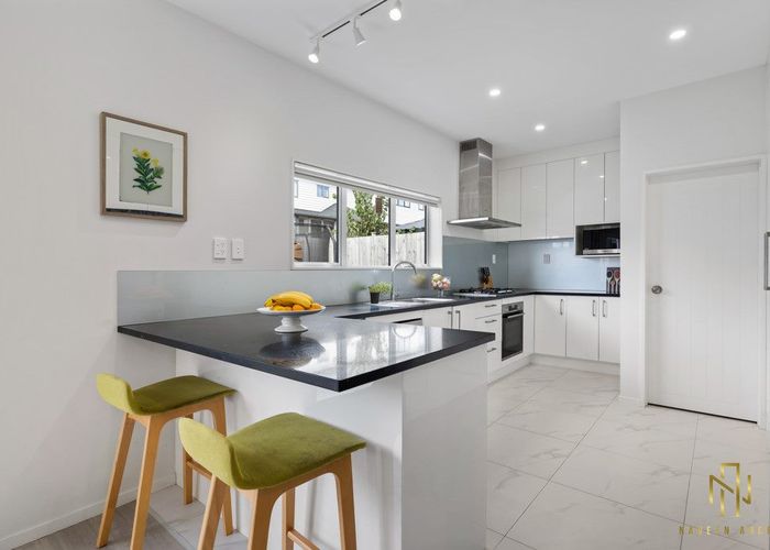  at 6 Matahae DR, Flat Bush, Auckland