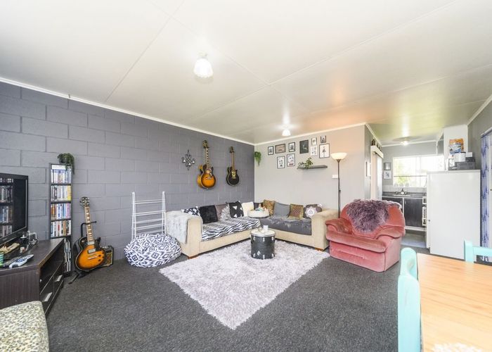  at 8C Seaforth Ave, Milson, Palmerston North, Manawatu / Whanganui