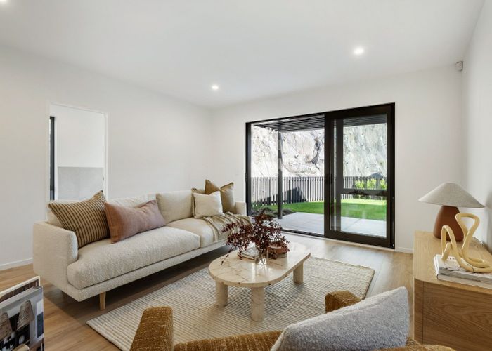  at 16 Koinaki Road, Stonefields, Auckland City, Auckland